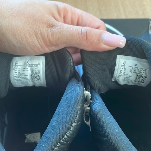 Jordan 12 Playoff’s - Picture 9 of 14